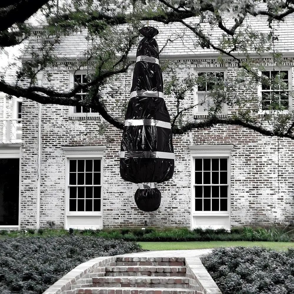 Realistic Bloody Corpse Halloween Hanging Prop Haunted House Dead Victim Decoration 0