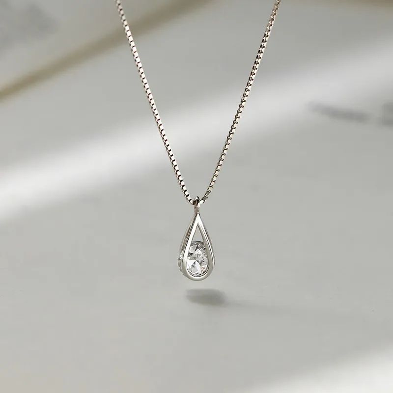 925 Sterling Silver Zircon Water Drop Necklace Minimalist Geometric Collarbone Chain For Women 5