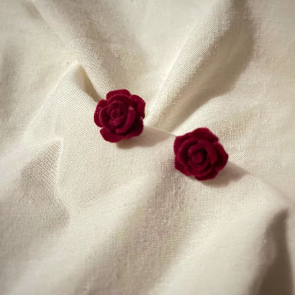Vintage Wine Red Rose Stud Earrings Elegant Flocked Flower Earrings With 925 Silver Needle 3