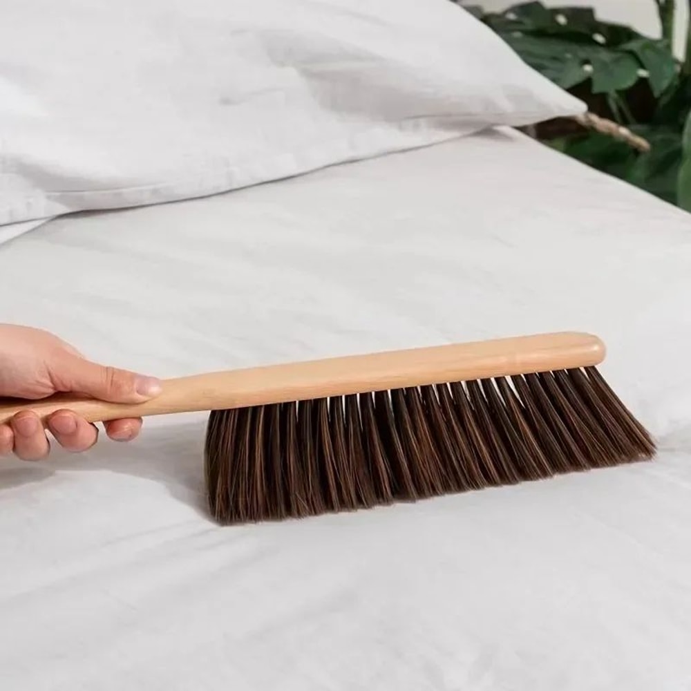 Natural Wood Coffee Cleaning Brush AntiStatic Barista Grinder Desktop Dusting Brush With Soft Bri 2
