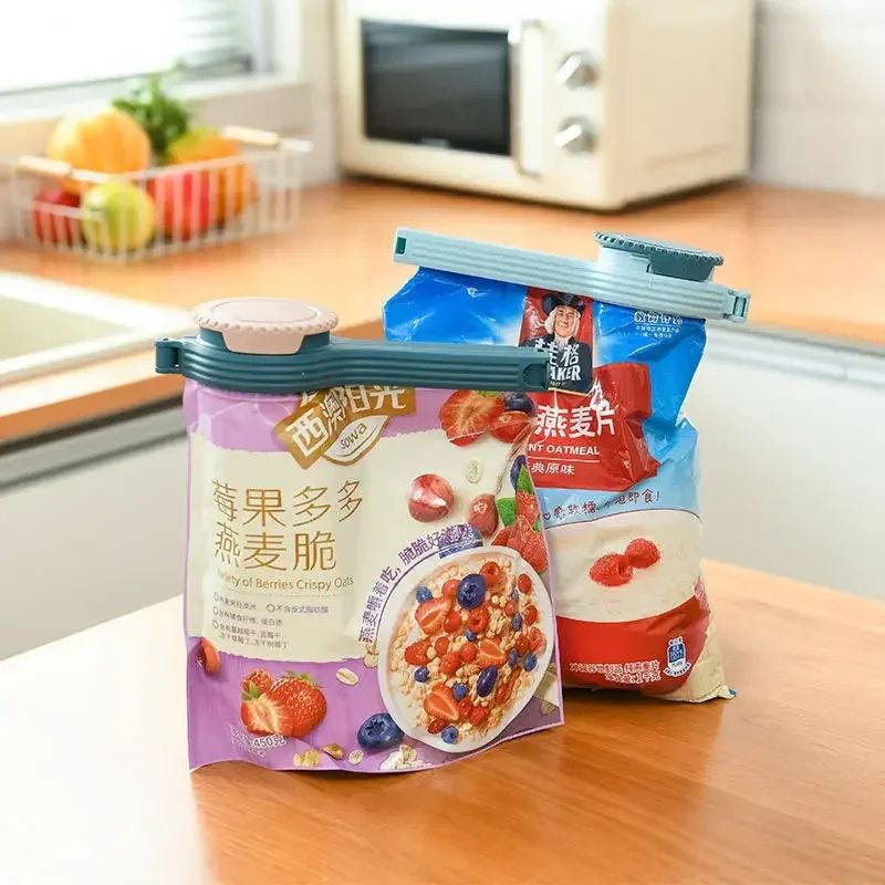 2in1 Food Storage Bag Sealing Clips With Pour Spout Airtight Plastic Snack Sealer Kitchen Organiz 2