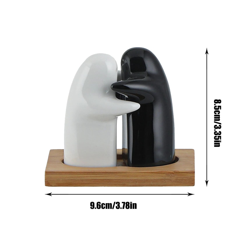 Creative Hugging Man Ceramic Pepper Shaker Cute Seasoning Jar With Funnel For Kitchen Table Decor