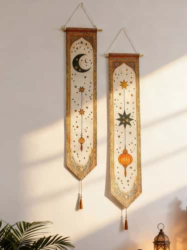 Ramadan Mubarak Tapestry Wall Banner – Islamic Moon, Star & Lantern Decor for Eid Home Decoration