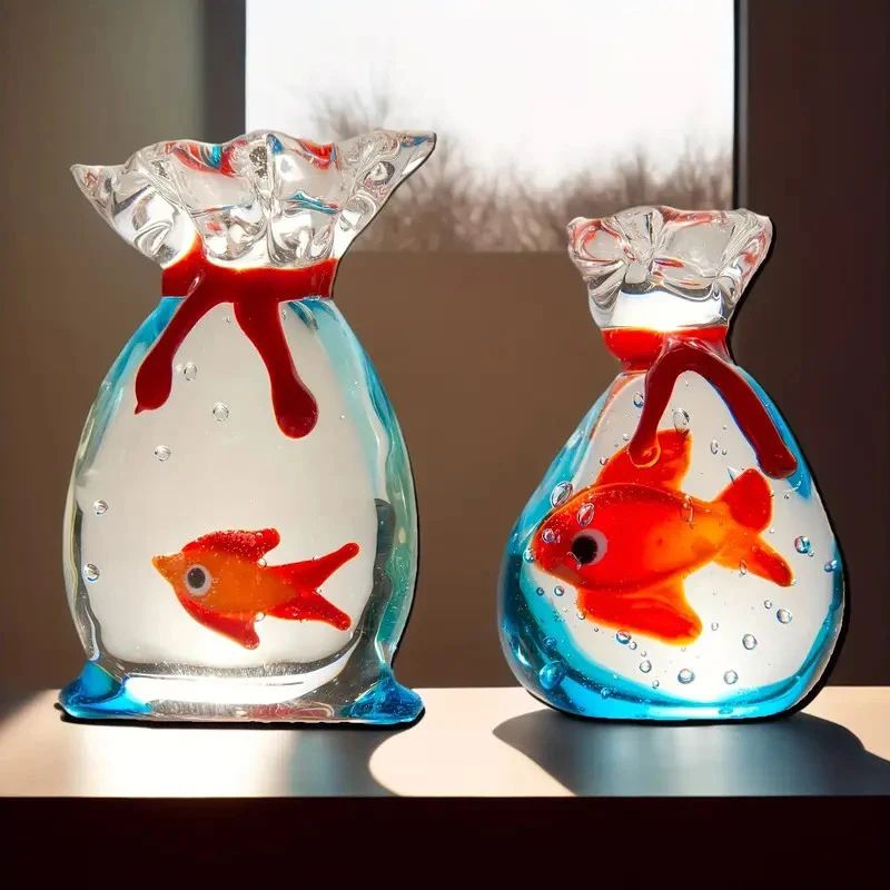 VividGlass Mini Pocket Fish Figurine Handcrafted Colorful Glass Ornament For Desk Home Decor 0