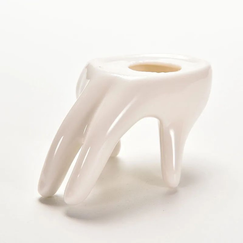 Elegant Hand Ceramic Air Plant Holder White Porcelain Tillandsia Stand For Desk Home Decor 4