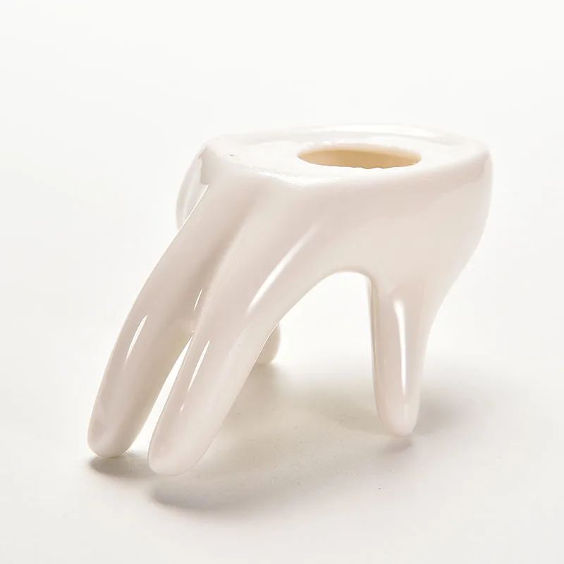 Elegant Hand Ceramic Air Plant Holder White Porcelain Tillandsia Stand For Desk Home Decor 4