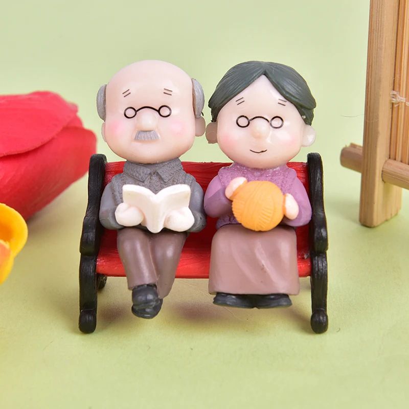 Mini Lovers Couple Garden Figurine Set Cute Chair Animal Miniatures For Fairy Garden Terrarium De 10
