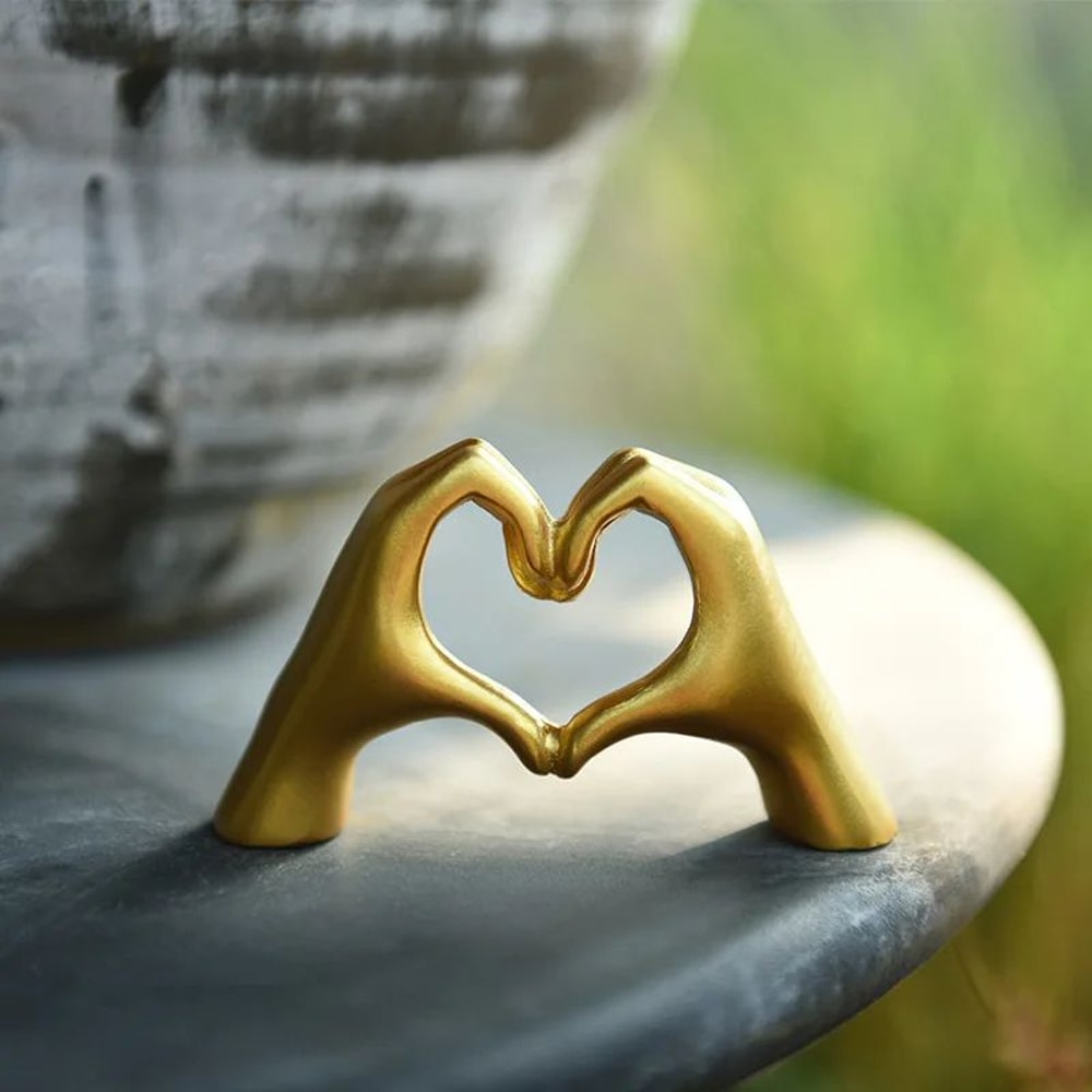 Heart Shaped Table Statue Cute Aesthetic Love Shelf Decor Accent 2