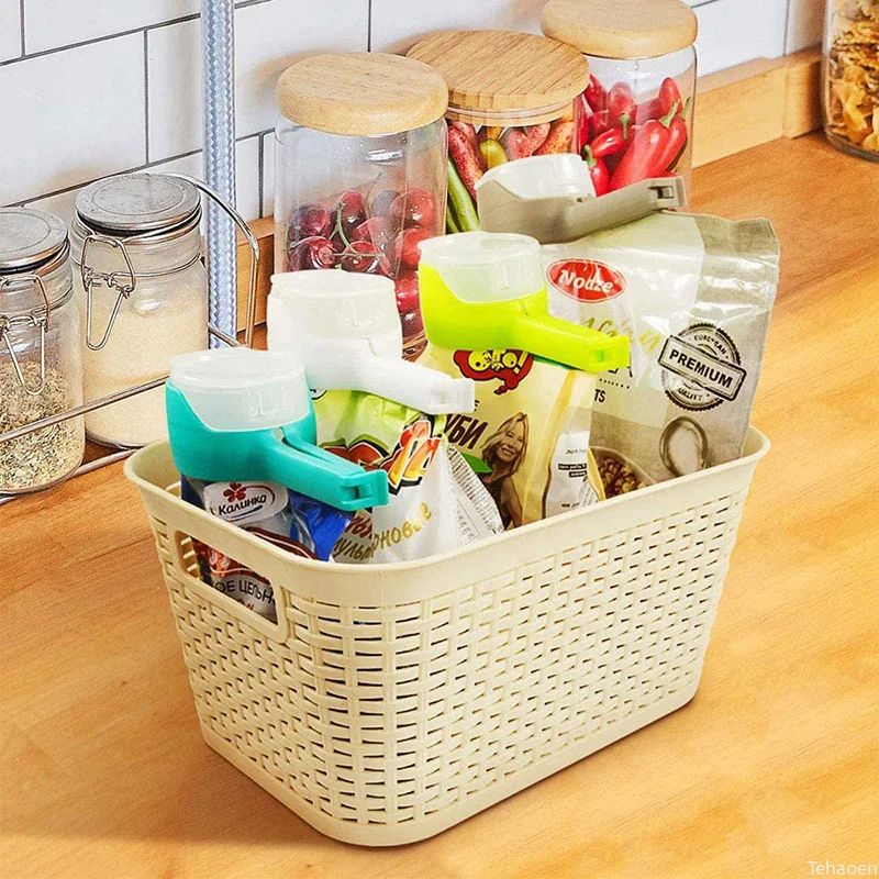 Reusable Snack Bag Sealing Clip With Pour Spout Fresh Keeping Food Storage Clamp For Kitchen Trav 4