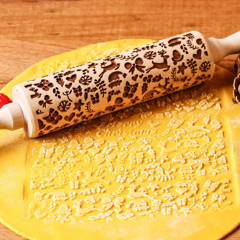 137in Wooden Christmas Embossed Rolling Pin Deep Engraved Cookie Dough Roller With Santa Reindeer