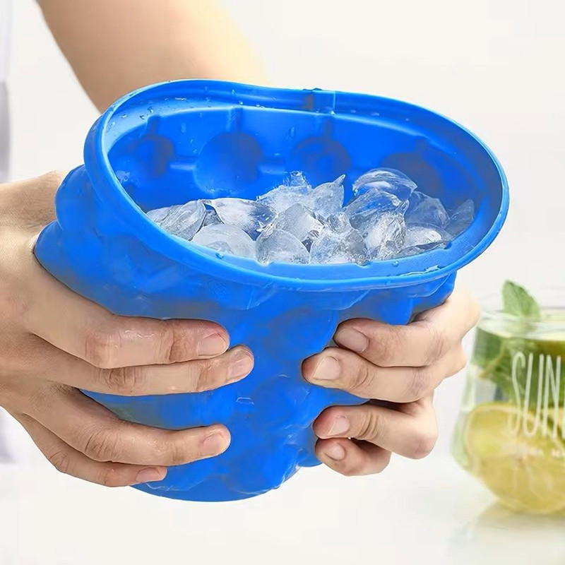2in1 Silicone Ice Cube Maker Serving Bucket 4