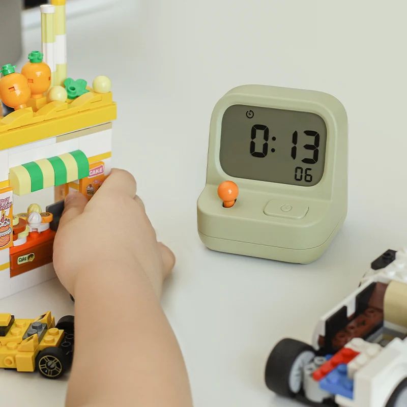 Smart Mini Desktop Alarm Clock Creative Nostalgic Timer Snooze Clock 1
