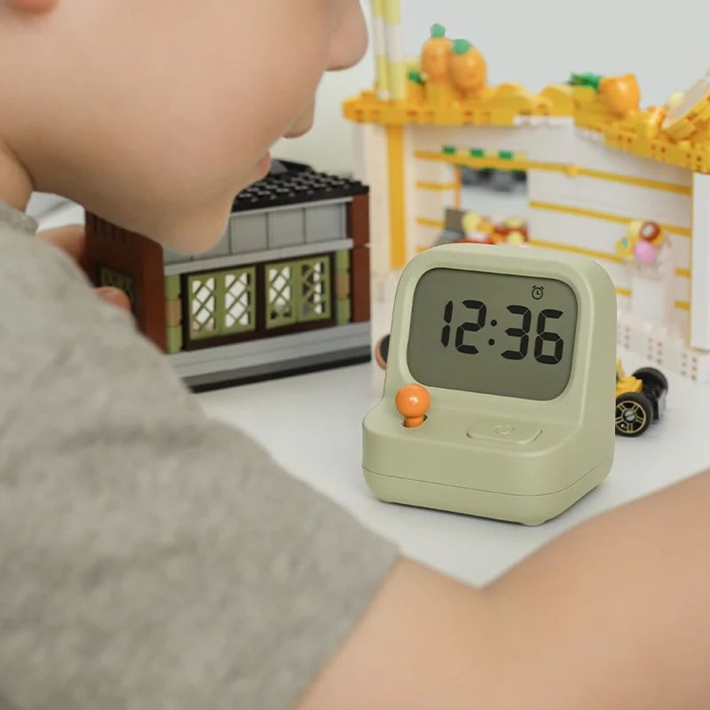 Smart Mini Desktop Alarm Clock Creative Nostalgic Timer Snooze Clock 10
