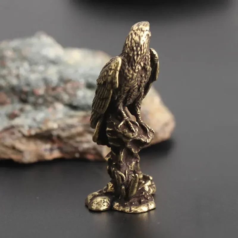 Handmade Vintage Copper Eagle Figurine Sculpture Home Office Desk Decoration 1