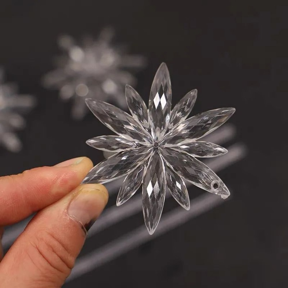 White Snowflake Christmas Decoration Pendants 15 Or 30 Transparent Crystal Snowflake Ornaments For 6