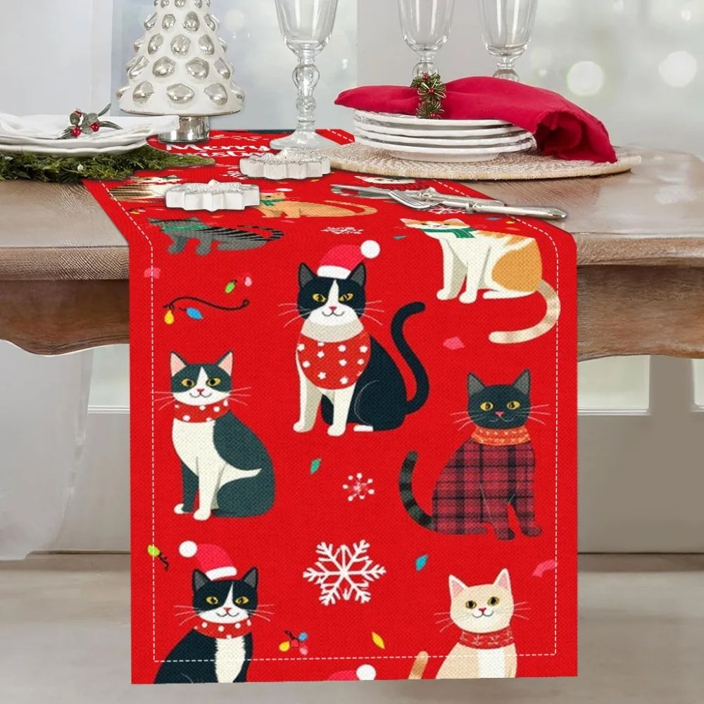Christmas Cat Wreath Table Runner 3