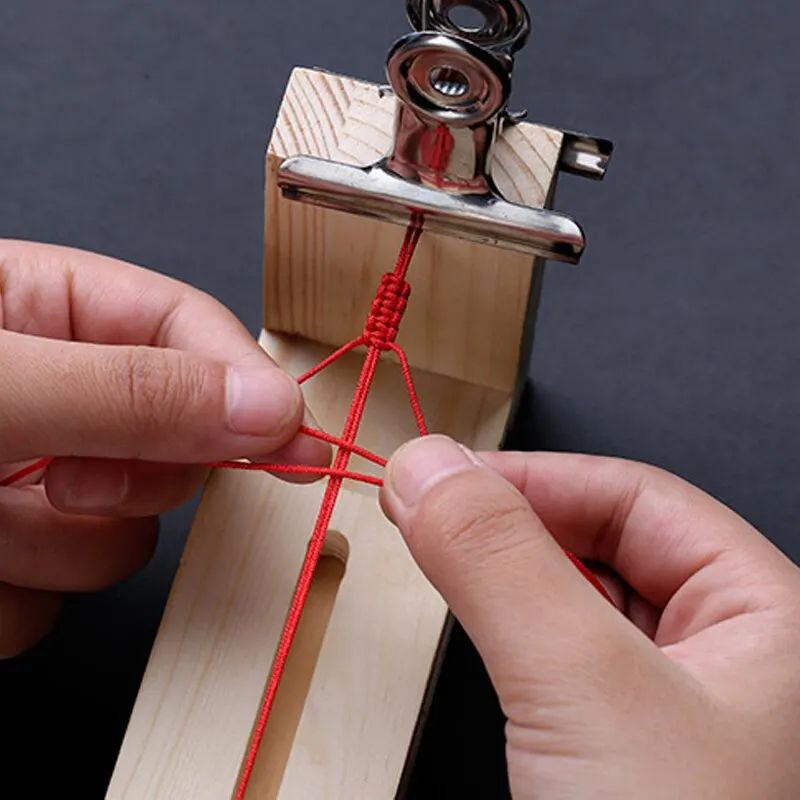 Wooden DIY Bracelet Braiding Frame 1