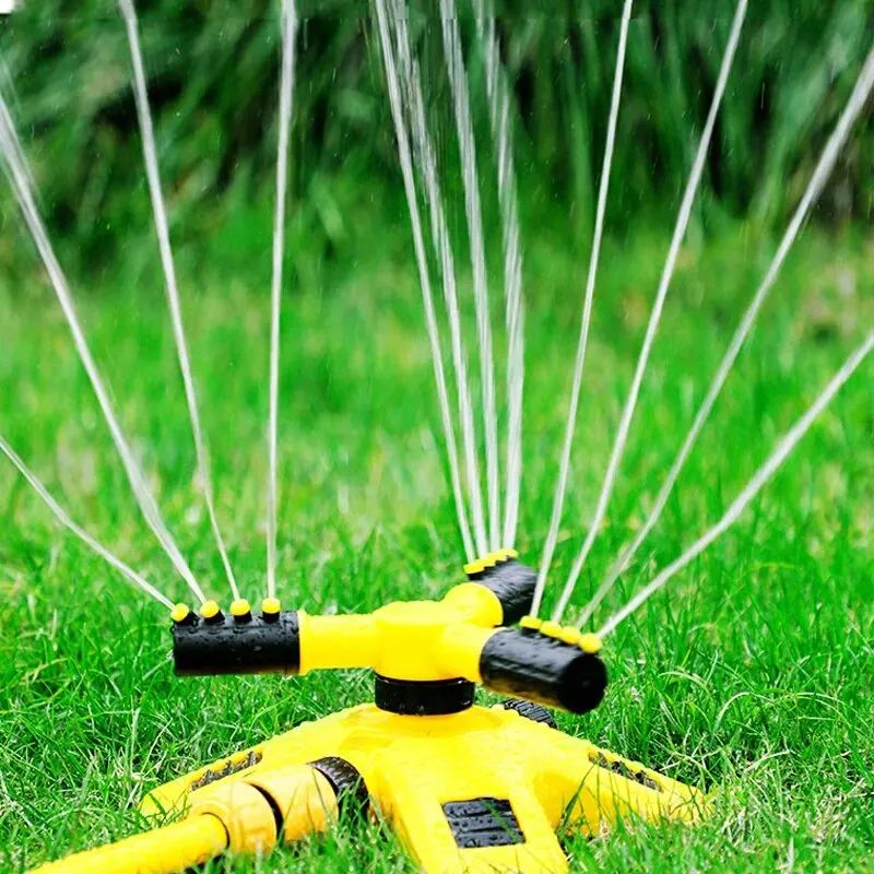 360 Degree Rotating Garden Sprinkler 1