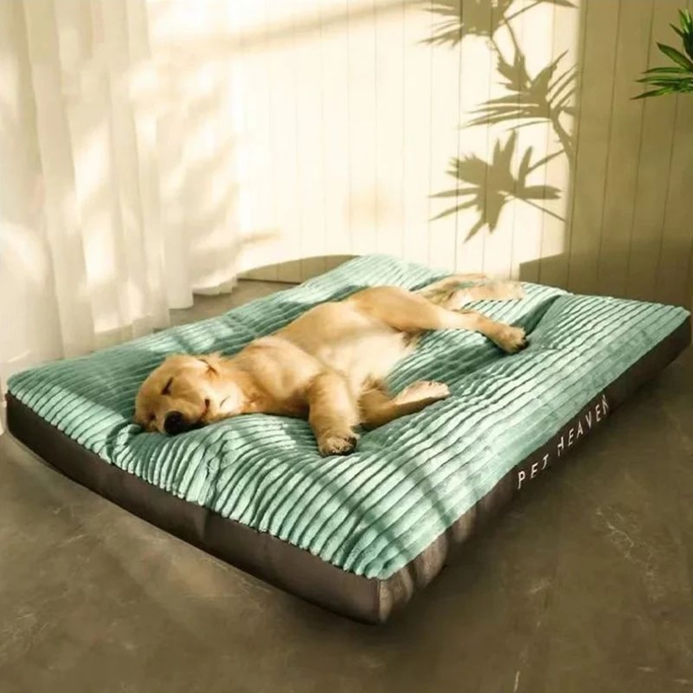Warm Winter Dog Sofa Bed 1