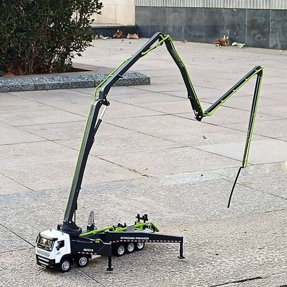 Alloy Concrete Pump Truck Model 1