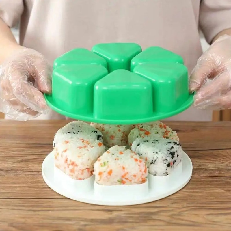Triangle Onigiri Sushi Rice Mold 2