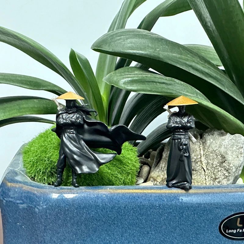 Kung Fu Swordsman Miniature Figurine 6