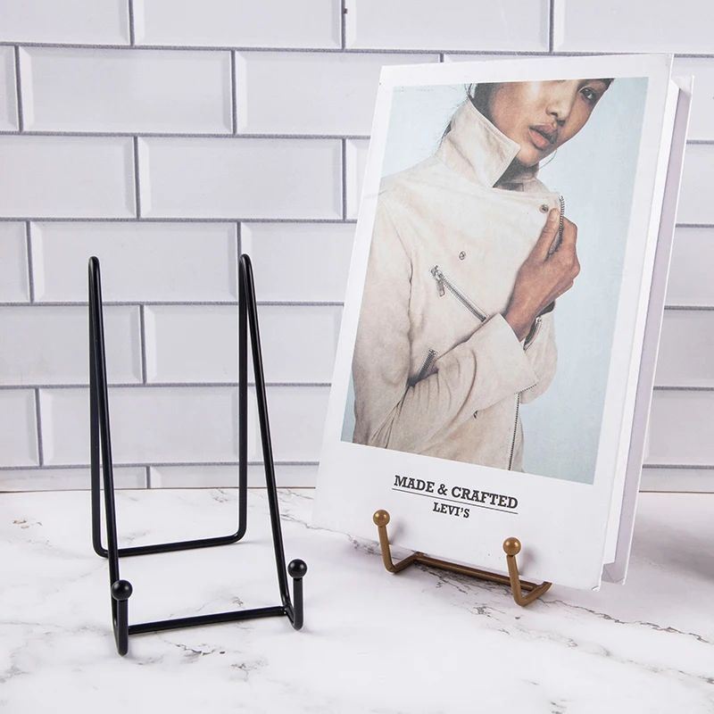 Metal Plate Display Stand For Photos And Decor 2