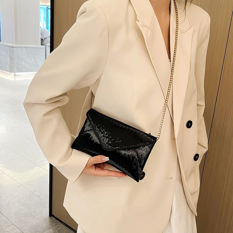 Womens Mini Chain Crossbody Bag 2