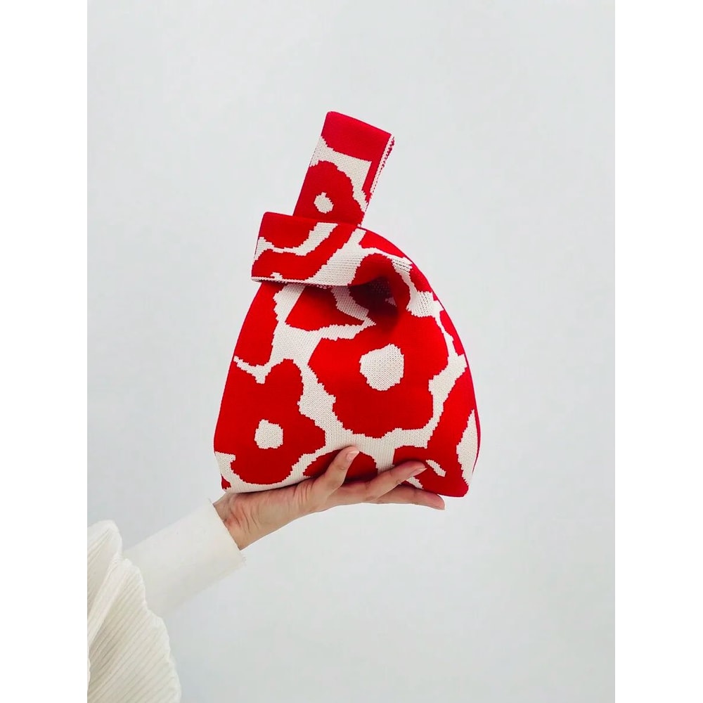 Knitted Yarn Bucket Handbag 8