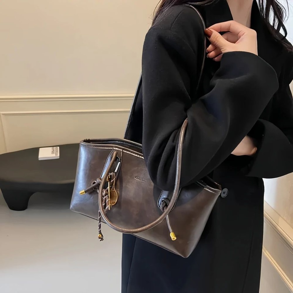 Luxury Vintage Womens Commuter Tote 3