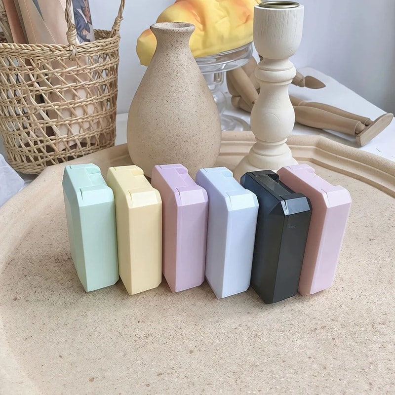 Minimalist Contact Lens Storage Case 7