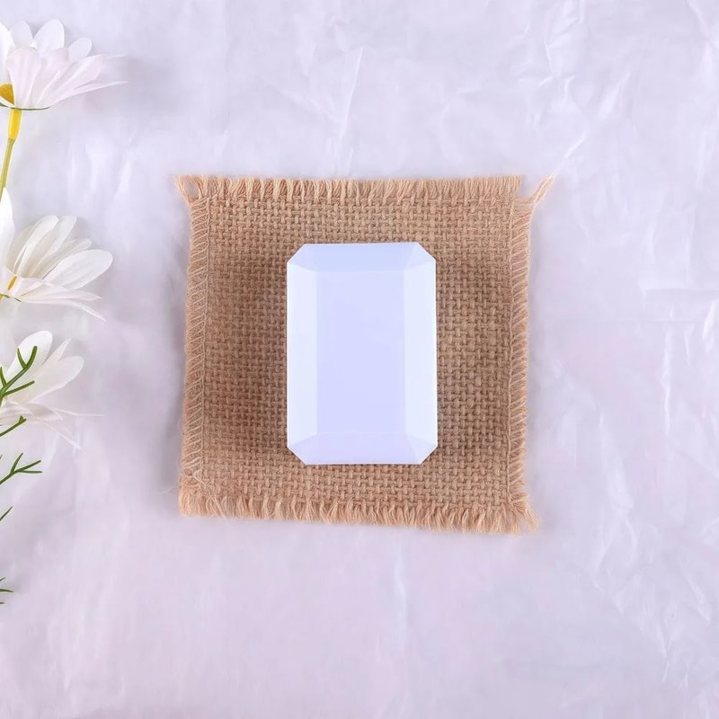 Minimalist Contact Lens Storage Case 13