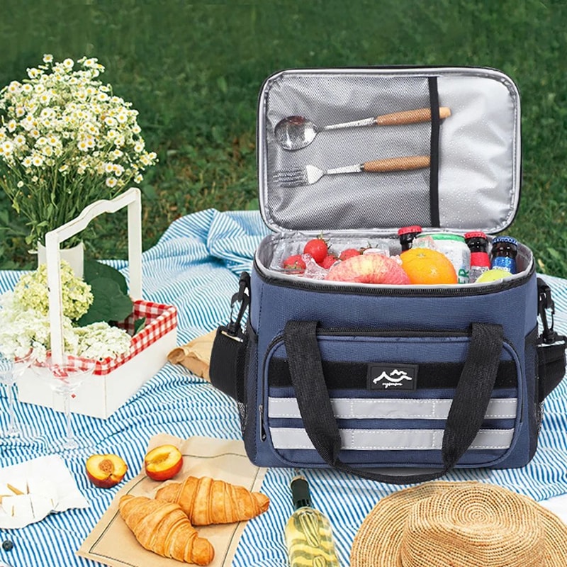 Large Capacity Insulated Picnic Cooler Bag 4