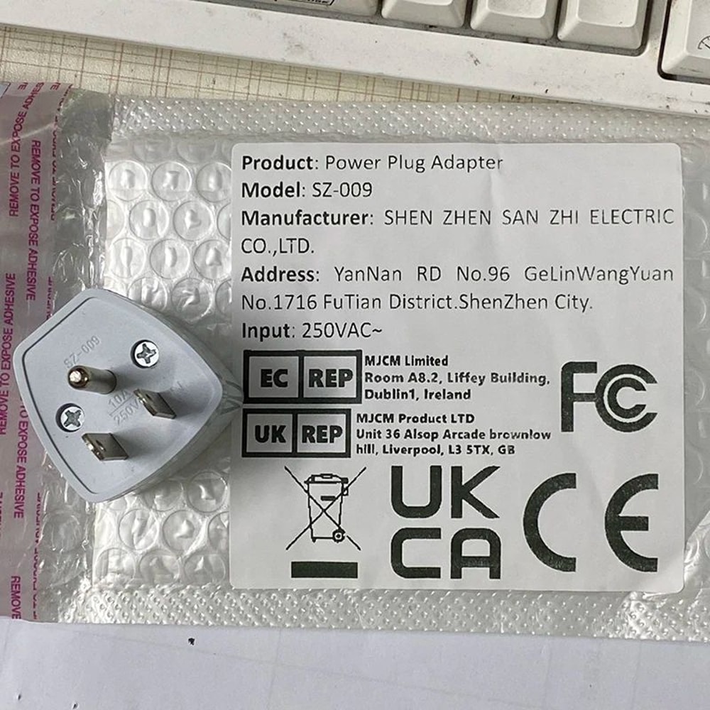 Universal Travel Plug To UK Adapter 1