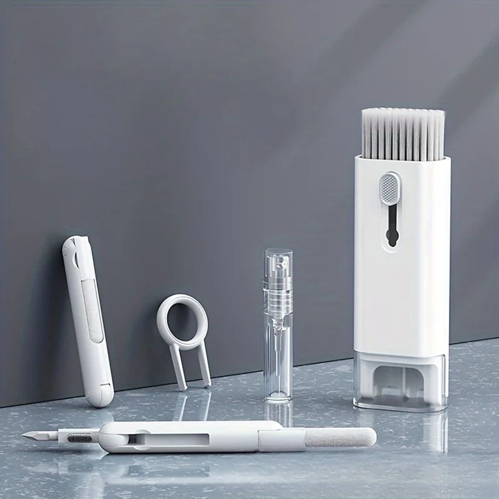 7 In 1 Portable Tech Cleaning Kit 5