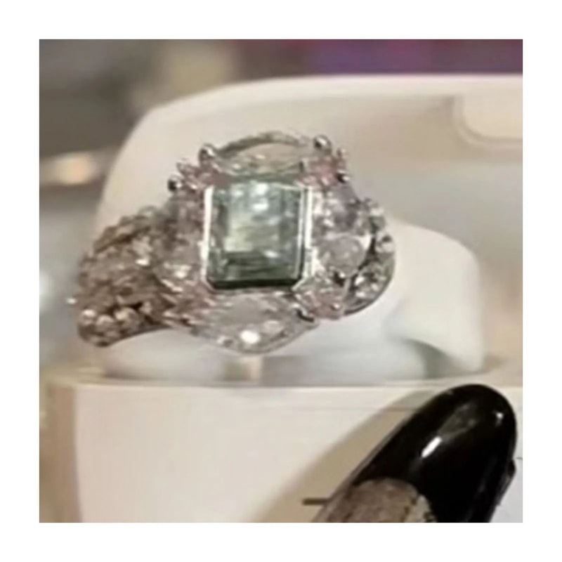 Rhinestone Earbud Clip Decoration 11