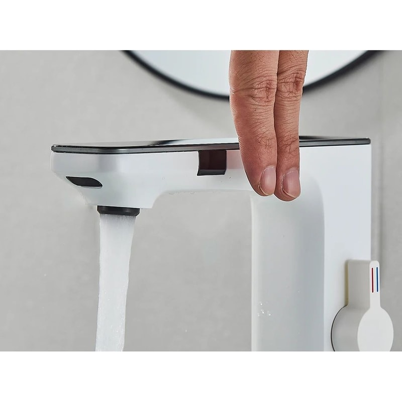 Smart Touchless Basin Faucet With Digital Display 6