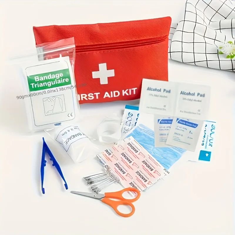 Compact Emergency First Aid Kit Set 0