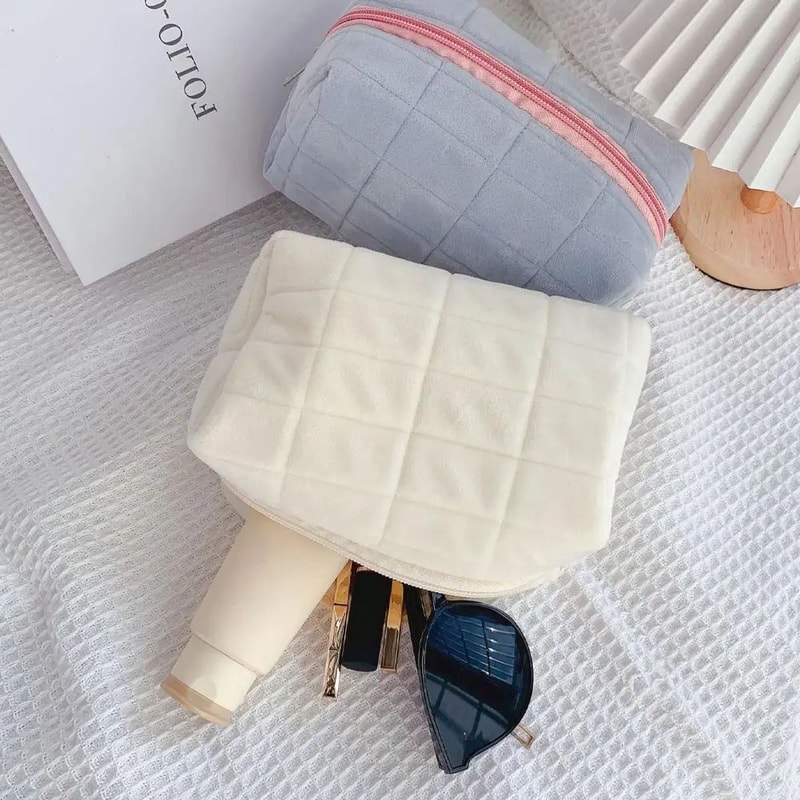 Cute Plush Makeup Storage Bag 5