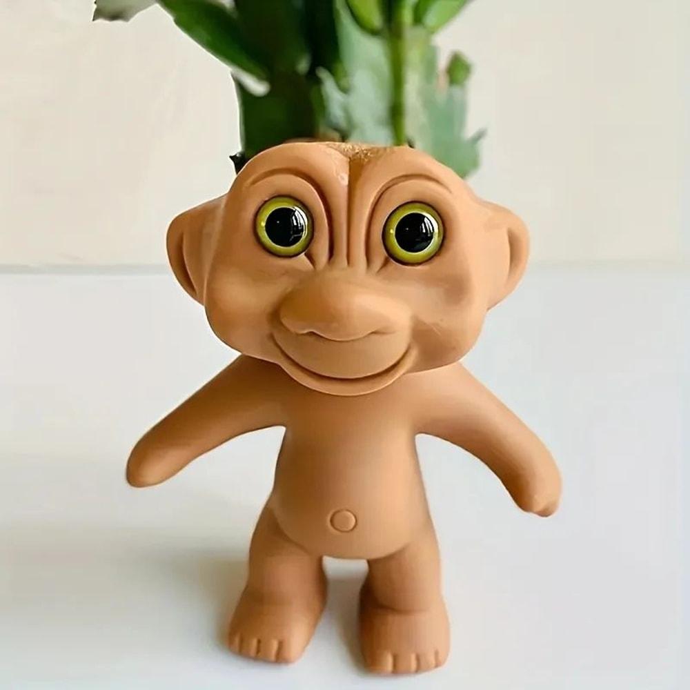 Resin Gnome Planter Pot 1