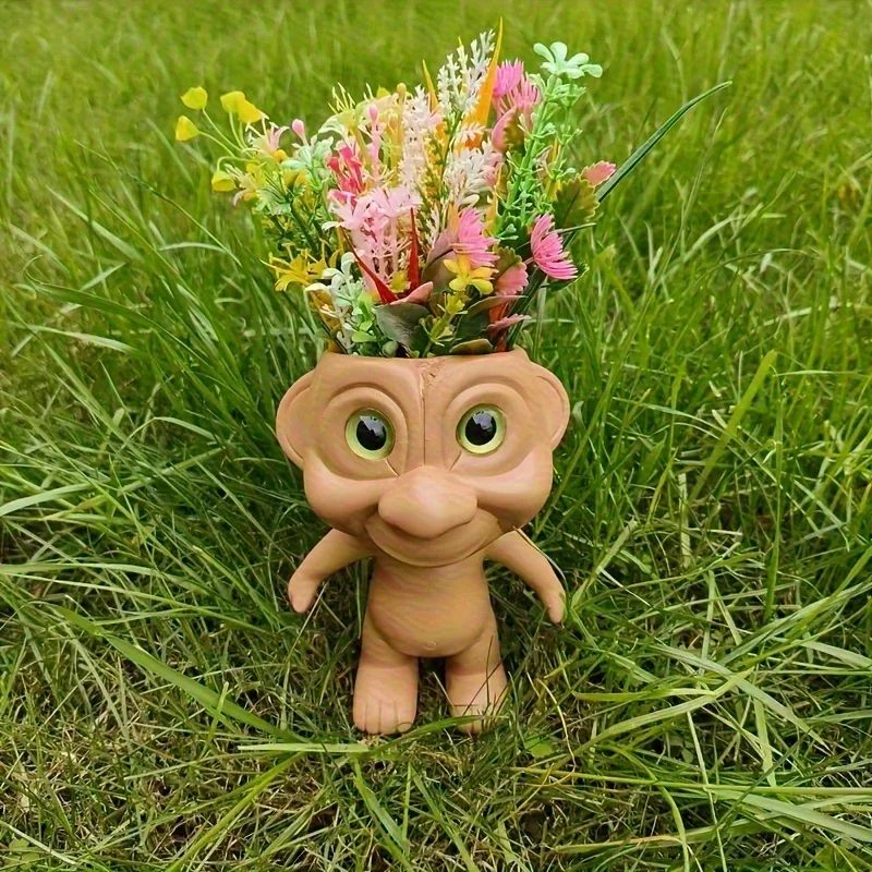 Resin Gnome Planter Pot 4