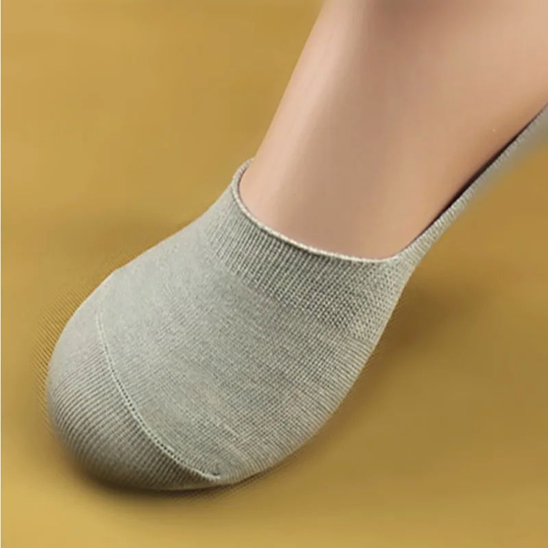 Men Bamboo No Show Non Slip Socks 3