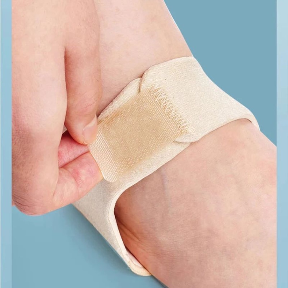 Silicone Heel Pads With Adjustable Straps 4