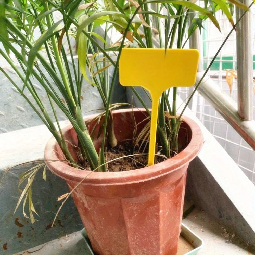 Reusable T Type Garden Plant Labels 1