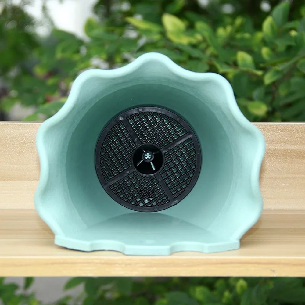 Wall Mounted Hanging Flower Pot 2
