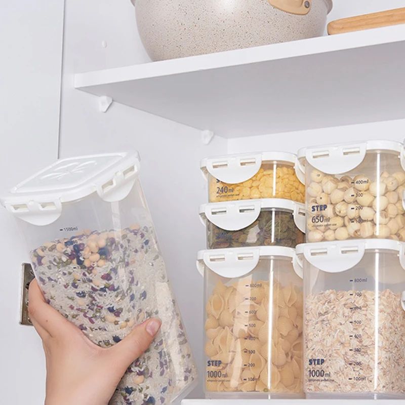 Large Capacity Sealed Food Storage Container 3