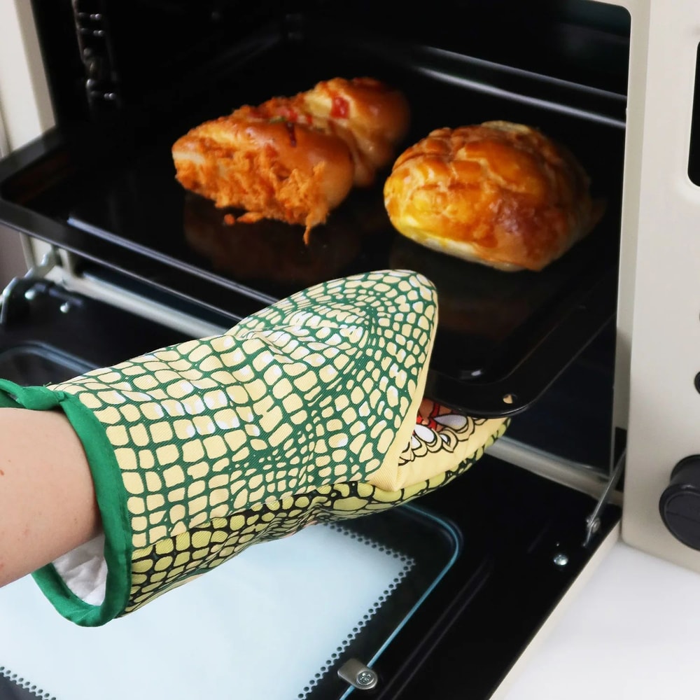Cute Crocodile Microwave Oven Insulation Gloves 2 Pcs 2