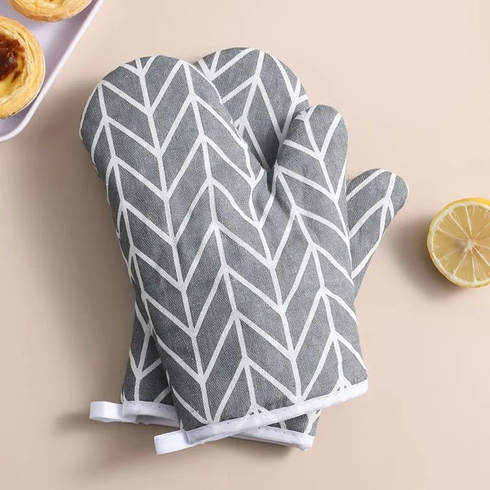 Heat Resistant Insulated Oven Gloves Set 9