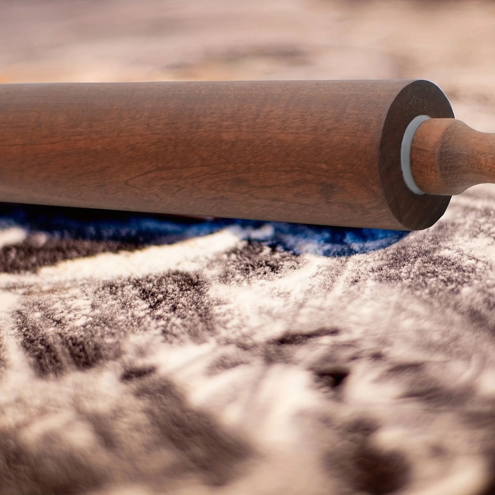 Classic Wooden Rolling Pin With Handles 4