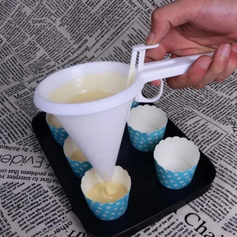 Adjustable Handheld Baking Funnel Dispenser 5